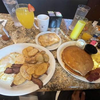 Cappys Cafe - Breakfast & Brunch Near Me - Newport Beach, California