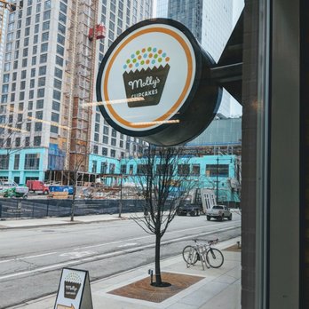 Molly's Cupcakes - Cupcakes Near Me - Chicago, Illinois Molly's Cupcakes - Cupcakes Near Me - Chicago, Illinois