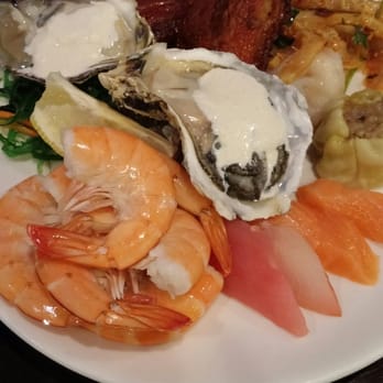 Royal Buffet - Sashimi and cold peel shrimp and oysters - Buffets Near Me - Hoffman Estates, Illinois