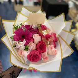 Sarita's Flower Shop - Bouquet