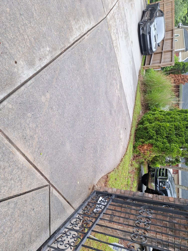 Slide of 1 Team 1 House