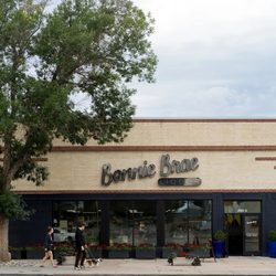 Bonnie Brae Liquor