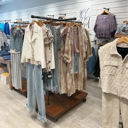 Mainstream Boutique