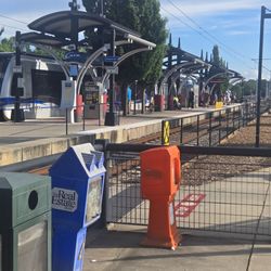Sharon Road West Lynx Station - Platform