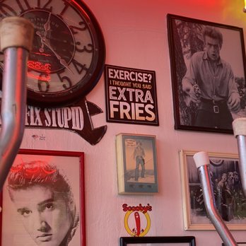 Scooby's Red Hots - Hot Dogs Near Me - Bensenville, Illinois