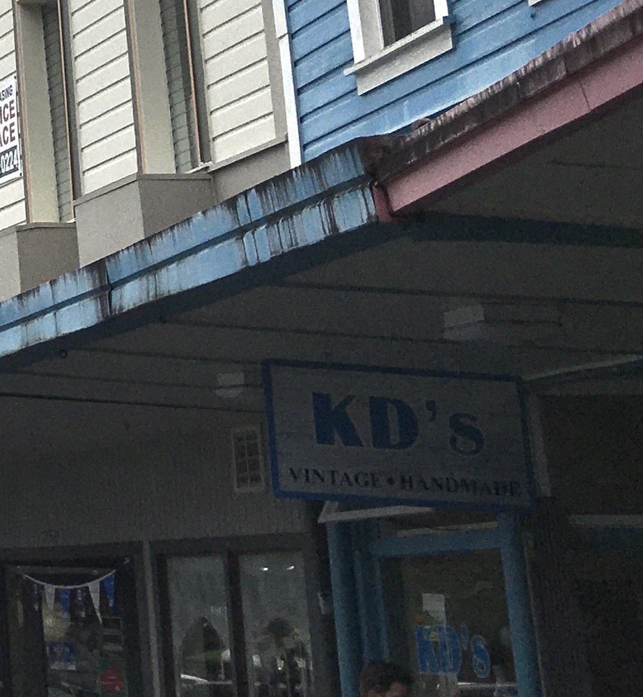 KD’S GIFTS & CRAFTS Updated August 2024 252 Kamehameha Ave, Hilo