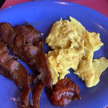 Squeeze In - The second half of my Roo Pancakes - American Near Me - Las Vegas, Nevada Squeeze In - The second half of my Roo Pancakes - American Near Me - Las Vegas, Nevada
