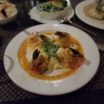 Rails Steakhouse - Steakhouses Near Me - Towaco, New Jersey