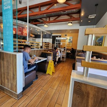 Habit Burger & Grill - The Habit - inside seating - Burgers Near Me - Sunnyvale, California Habit Burger & Grill - The Habit - inside seating - Burgers Near Me - Sunnyvale, California