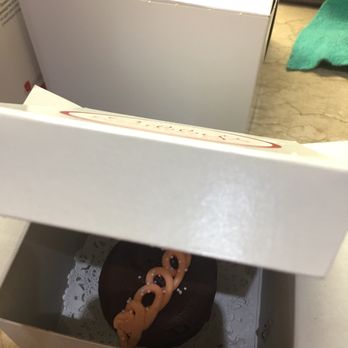Sibby's Cupcakery - Grandmas Teacake - Cupcakes Near Me - San Mateo, California