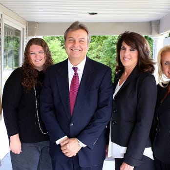 Sumner & Associates, P.C. - Excellence in Service - Divorce & Family Law Near Me - Rochester Hills, Michigan Sumner & Associates, P.C. - Excellence in Service - Divorce & Family Law Near Me - Rochester Hills, Michigan