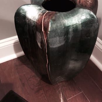 Ewing Moving Service, Inc. - Vase cracked in four! - Movers Near Me - Memphis, Tennessee Ewing Moving Service, Inc. - Vase cracked in four! - Movers Near Me - Memphis, Tennessee