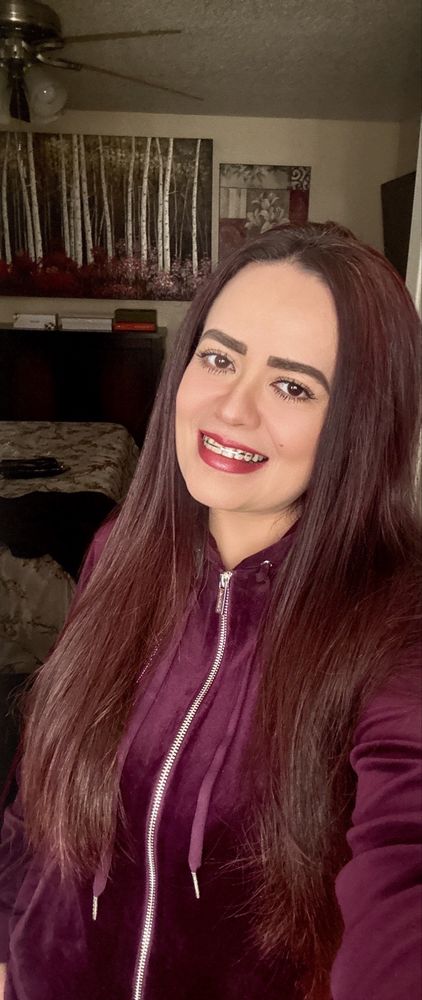 209 eyebrow threading Logo