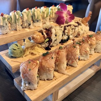 The Connection Thai sushi - 9. Mexican Roll & 1. Crunch Shrimp Tempura Roll - Thai Near Me - Henderson, Nevada The Connection Thai sushi - 9. Mexican Roll & 1. Crunch Shrimp Tempura Roll - Thai Near Me - Henderson, Nevada