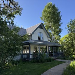 Apple Orchard Inn - Main house