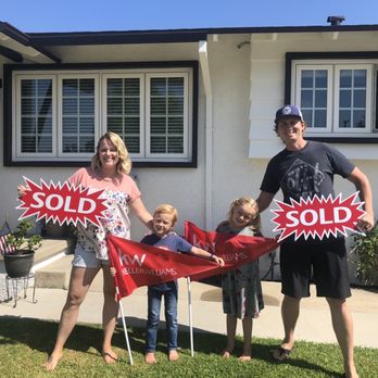 Tom Moore - Keller Williams Pacific Estates - We gone! That was easy! - Real Estate Agents Near Me - Long Beach, California