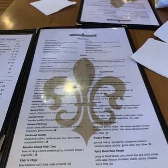 Fort Mitchell Public House Bar and Grill - American Near Me - Fort Mitchell, Kentucky
