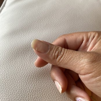 Old Town Salon & Spa - Cracked thumb nail - Hair Removal Near Me - Alexandria, Virginia