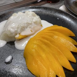 Ban Bua - Mango sticky rice