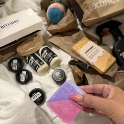 Lush Cosmetics Broadway Plaza