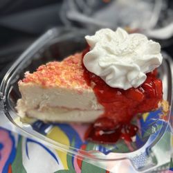 Mesha's Sinful Cakes & More - Strawberry shortcake