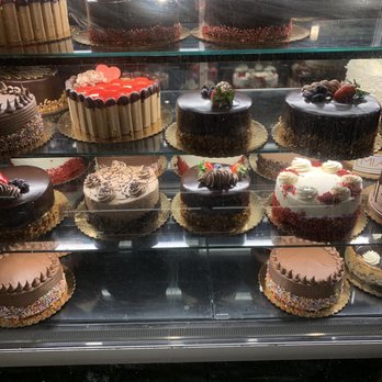 Mia's Bakery - I did say more Cakes !!! - Bakeries Near Me - Brooklyn, New York