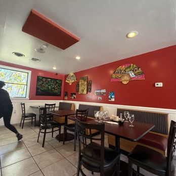 Teerak Thai Resturant - Dining area - Thai Near Me - Indiana, Pennsylvania Teerak Thai Resturant - Dining area - Thai Near Me - Indiana, Pennsylvania