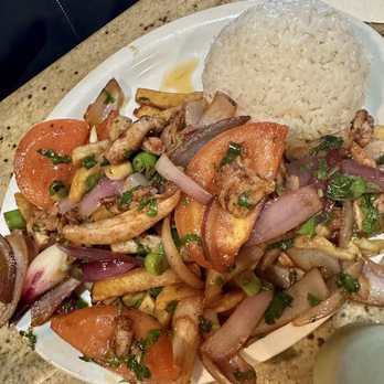 El Pollo Inka - Saltado De Pollo - Latin American Near Me - Torrance, California El Pollo Inka - Saltado De Pollo - Latin American Near Me - Torrance, California