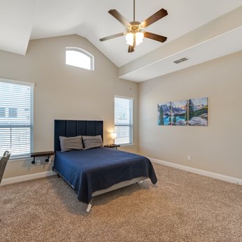 PIT Stop Crashpads - Property Management Near Me
