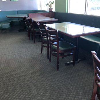 That Dam Place - American Near Me - Folsom, California