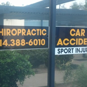 Holt Chiropractic Clinic - Chiropractors Near Me - Fullerton, California