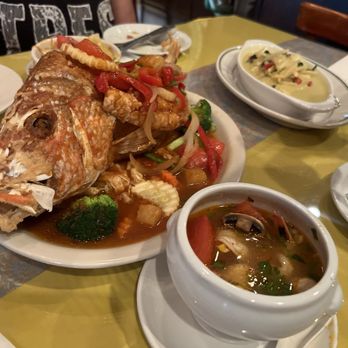 Chow Thai Cuisine - Thai Near Me - Boca Raton, Florida