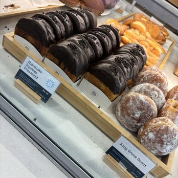 Paris Baguette - Pastries - Bakeries Near Me - Las Vegas, Nevada