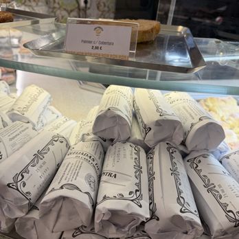 Casa Piriquita - Cafes Near Me - Sintra, 11