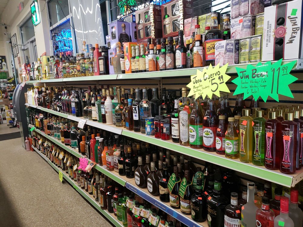 PAUL’S WINE & LIQUOR 2 Updated October 2024 20 Photos 4415 W