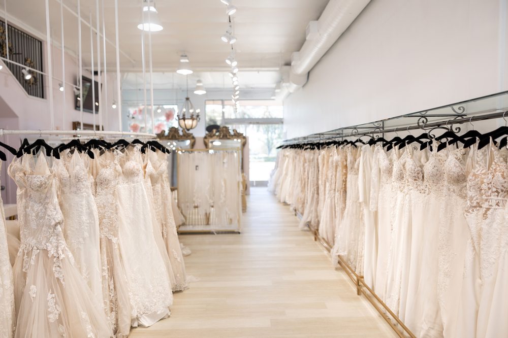 Bellasposa Bridal & Photography