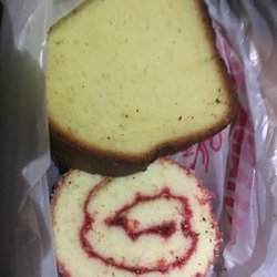 La Petunia Bakery Two - Delicious sweet breads! Only $1.40 for both