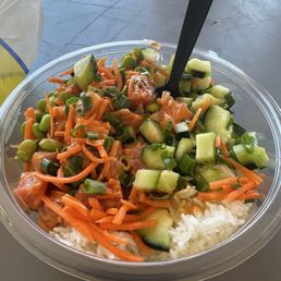Salmon and tuna bowl. Yummy!!! Salmon and tuna bowl. Yummy!!!