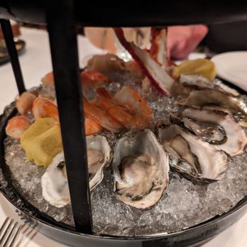 Hy's Steak House - Seafood tower (lower level) - Steakhouses Near Me - Honolulu, Hawaii Hy's Steak House - Seafood tower (lower level) - Steakhouses Near Me - Honolulu, Hawaii
