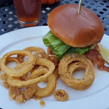 Welly's Restaurant - brazilian burger with astonishing lack of onion rings. - Pizza Near Me - Hudson, Massachusetts