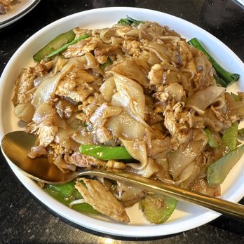 Kapow Thai Eatery - Pad C U - Thai Near Me - Union City, California Kapow Thai Eatery - Pad C U - Thai Near Me - Union City, California