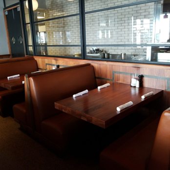 Nick's Manhattan Beach - indoor seating - American Near Me - Manhattan Beach, California