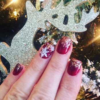 La Bella Nails & Spa - Another beauty from Lena! This is freehand!! Love her - Nail Salons Near Me - Castle Rock, Colorado