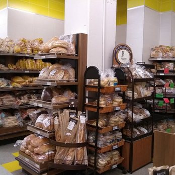 ADONIS - shelves of bread in a grocery store - Grocery Near Me - Montreal, Quebec ADONIS - shelves of bread in a grocery store - Grocery Near Me - Montreal, Quebec