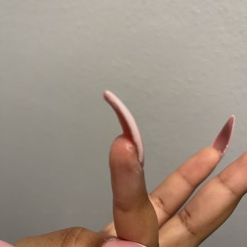 Fanci Nails - My finger has been throbbing of pain. I wasn't able to take a picture of it bleeding when I was in the chair. - Nail Salons Near Me - Apopka, Florida