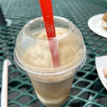 The Celtic Creamery - Vanilla Rootbeer Float. - Desserts Near Me - Hendersonville, North Carolina