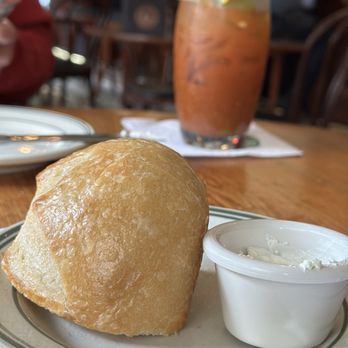 Jake's Famous Crawfish - Bread and Bloody Mary - Seafood Near Me - Portland, Oregon