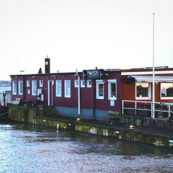 Ponton op'n Bulln - Exterior - German Near Me - Hamburg, HH Ponton op'n Bulln - Exterior - German Near Me - Hamburg, HH