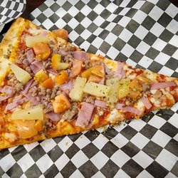 D'Amore's Pizza - Pizza Slice $4 with unlimited toppings