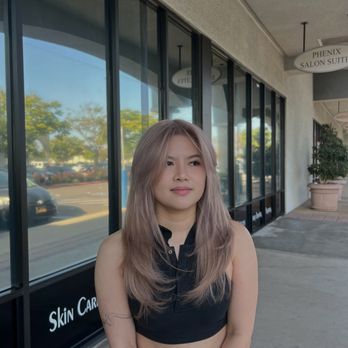 Sneaky Iffy Studio - Dusty pink beige - Makeup Artists Near Me